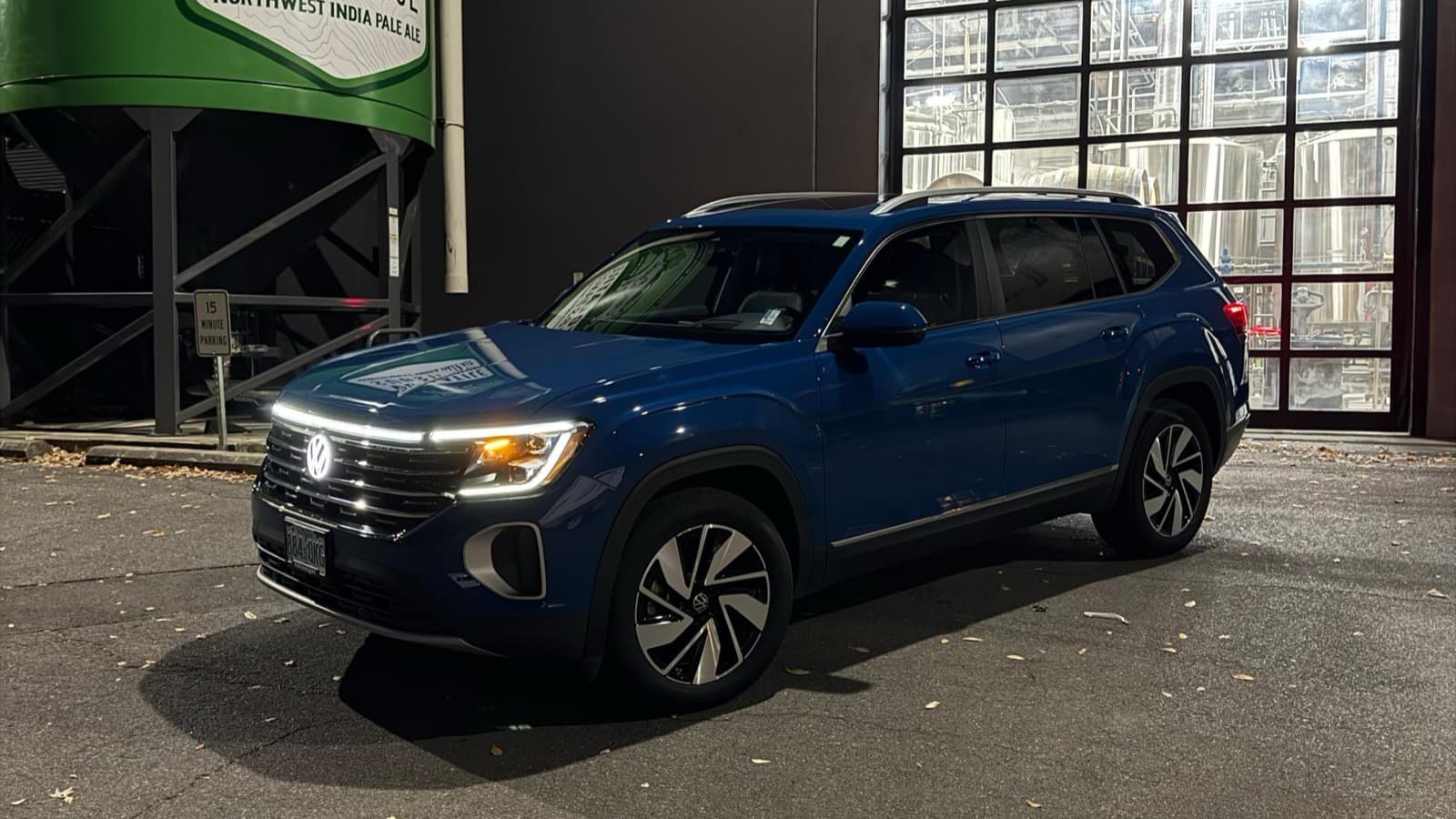 Volkswagen Atlas - Photo 2