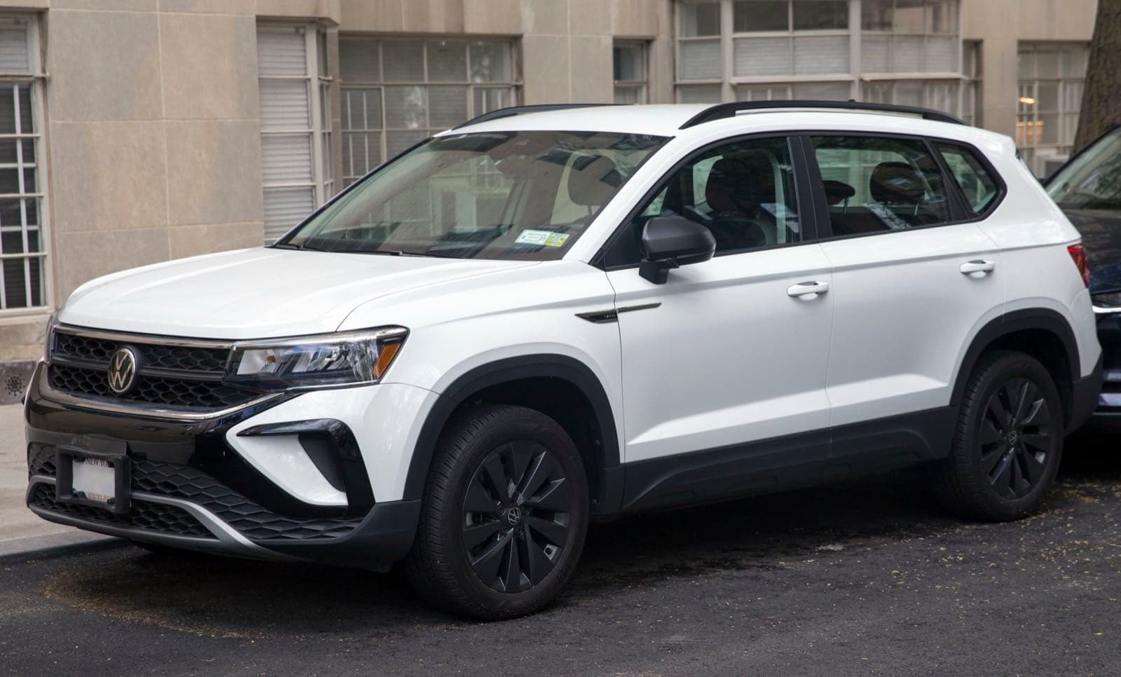 2025 Volkswagen Taos SE AWD