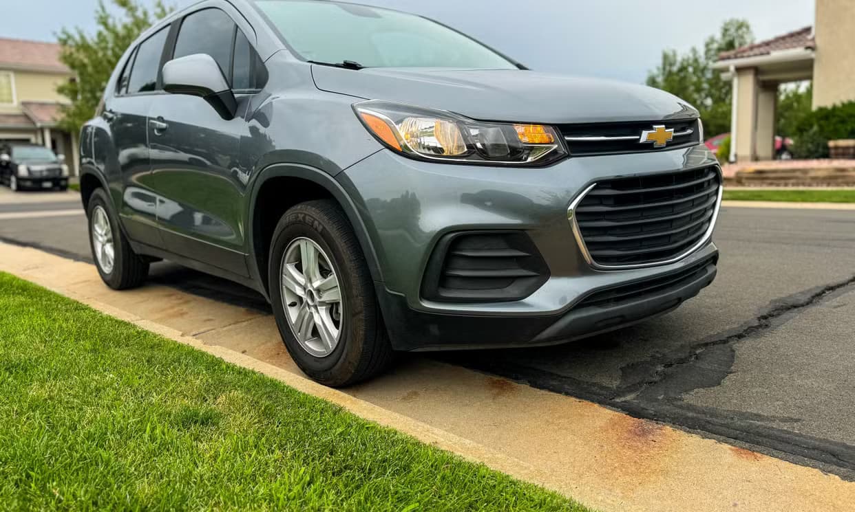 CHEVROLET TRAX - Photo 2
