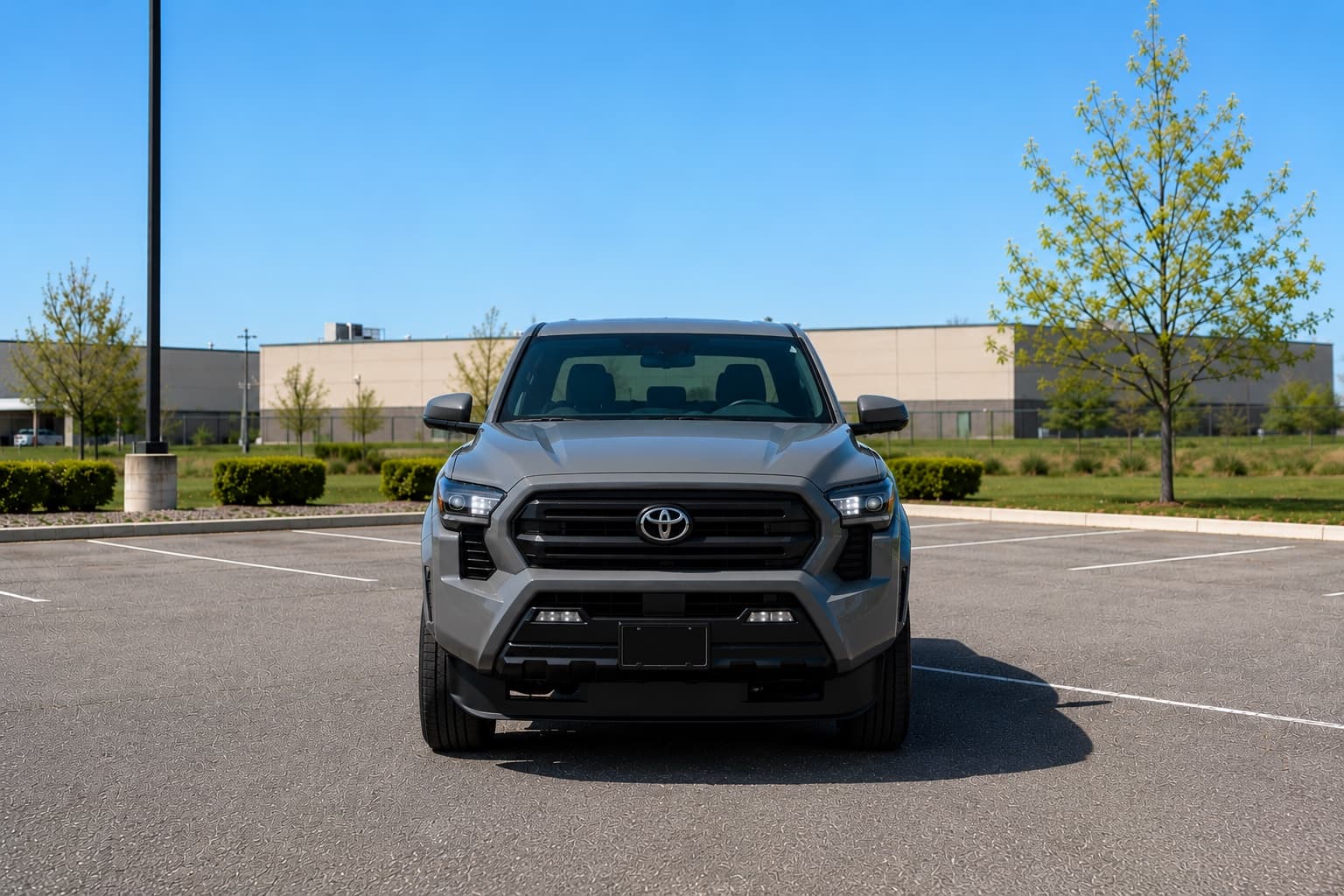 Toyota TACOMA - Photo 2