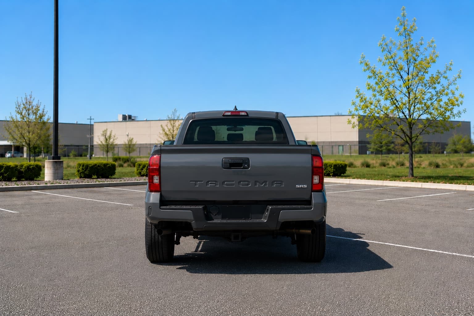 Toyota TACOMA - Photo 4