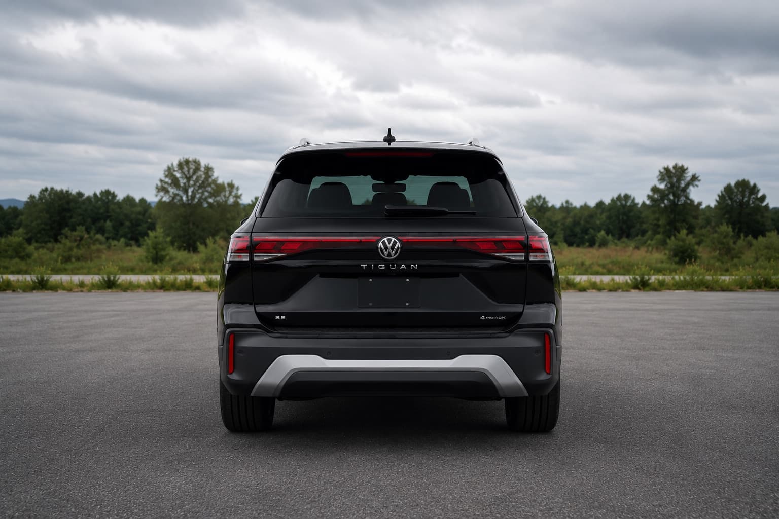 Volkswagen Tiguan - Photo 3