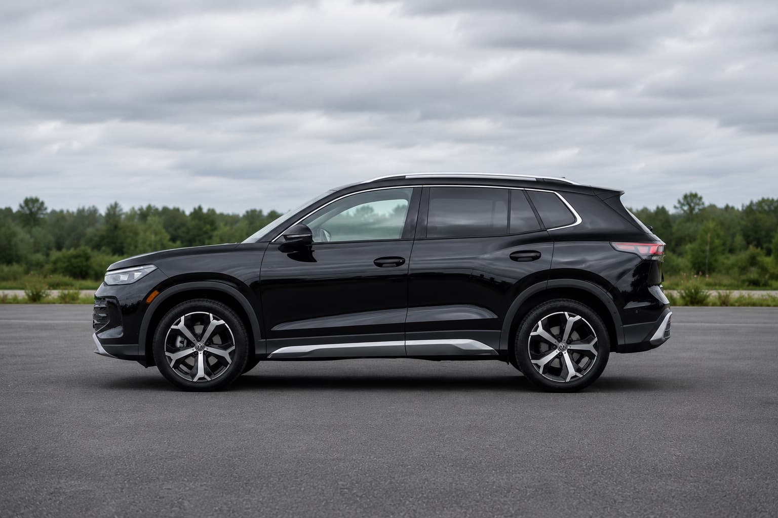 Volkswagen Tiguan - Photo 4