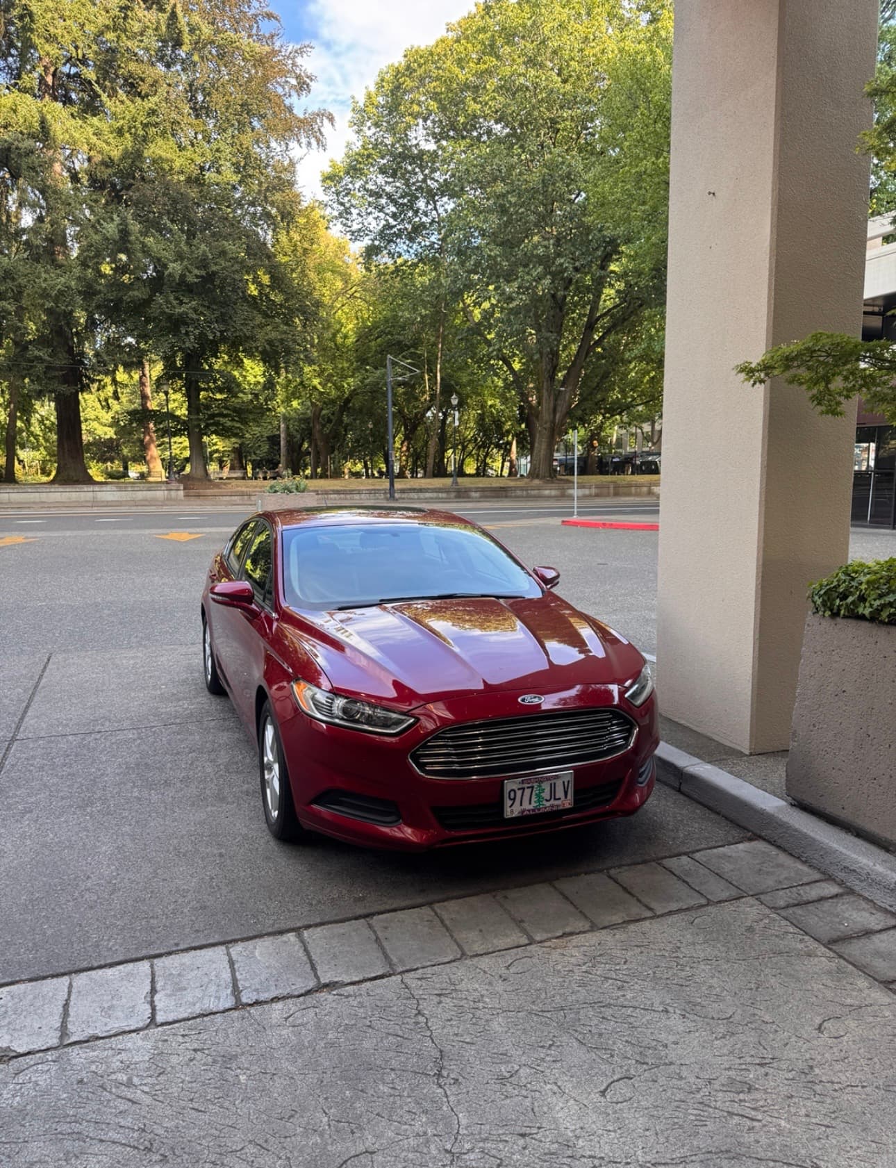 Ford Fusion - Photo 1