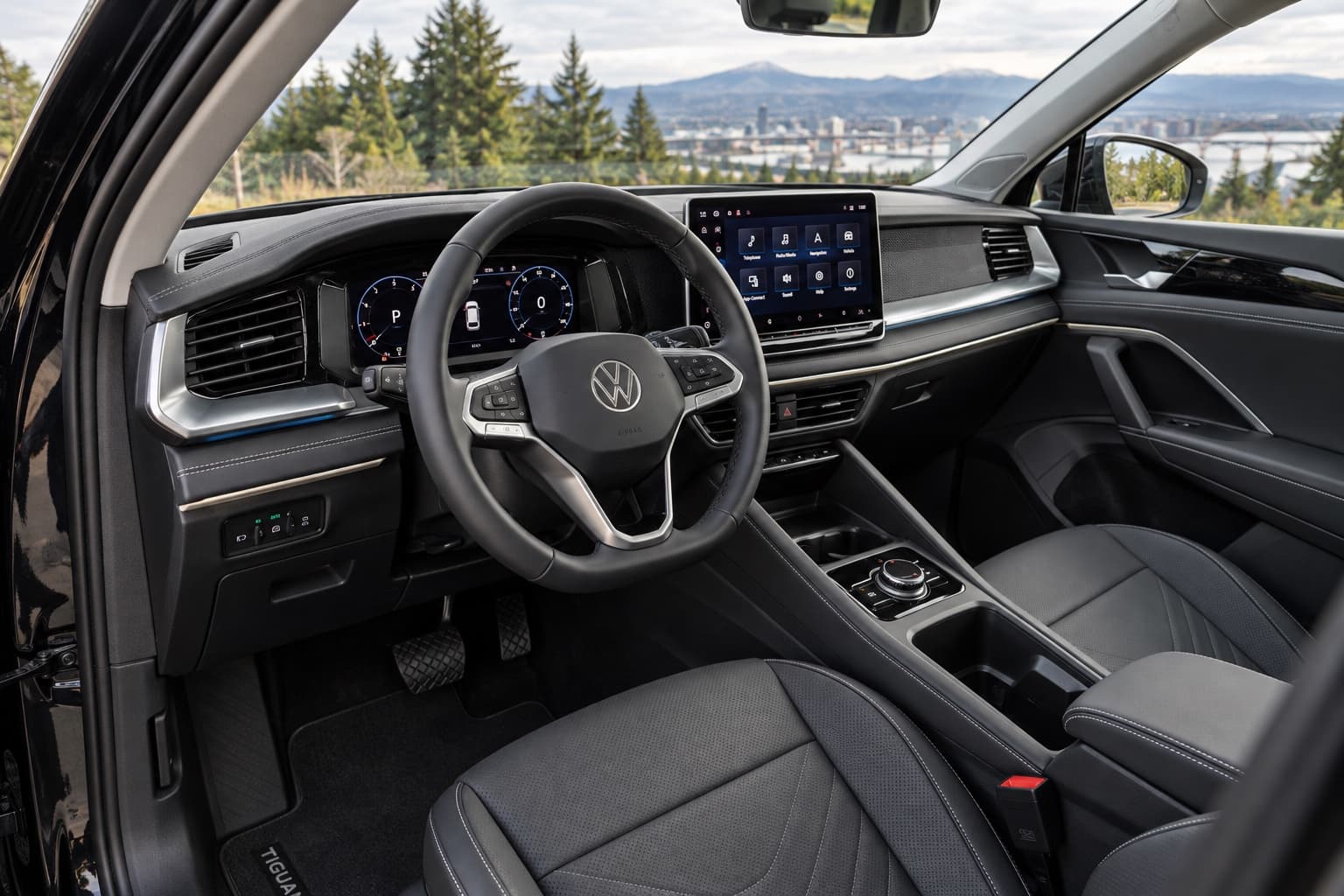 Volkswagen Tiguan - Photo 6