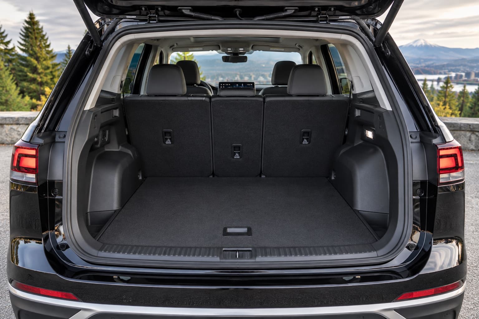 Volkswagen Tiguan - Photo 8